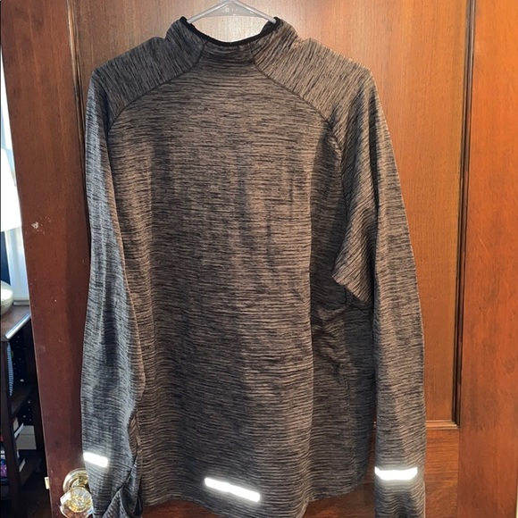 Nike Thermal under jacket - Picture 2 of 2